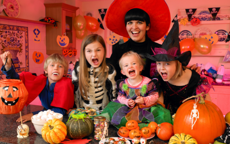 Kh&aacute;m ph&aacute; bộ từ vựng tiếng Anh chủ đề Halloween [2022]