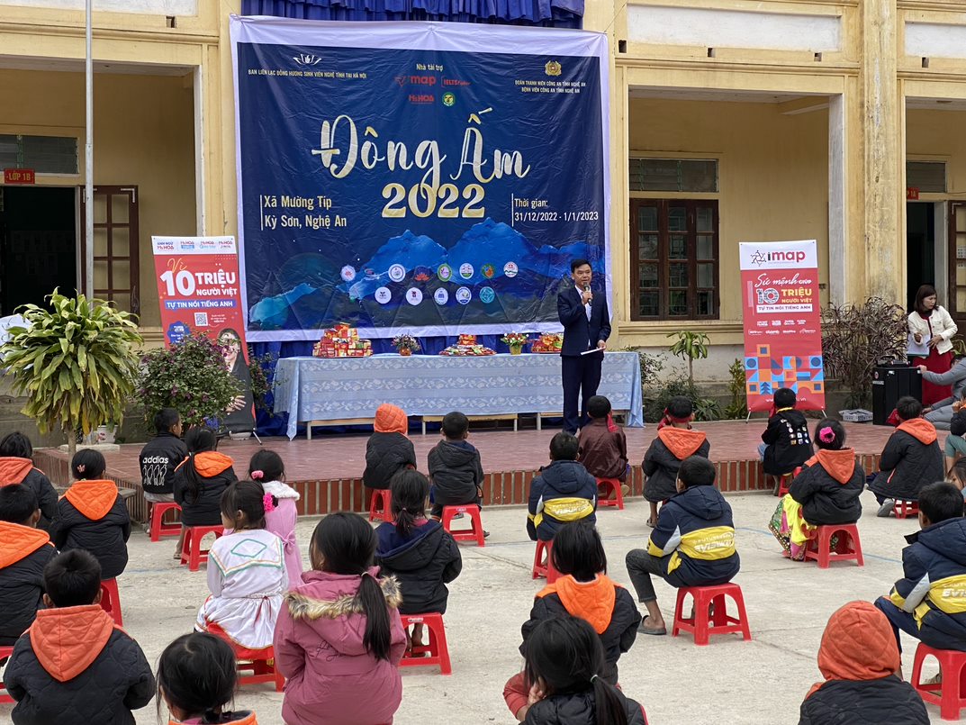 MANG TẾT ẤM T&Igrave;NH THƯƠNG ĐẾN ĐỒNG B&Agrave;O V&Ugrave;NG CAO 