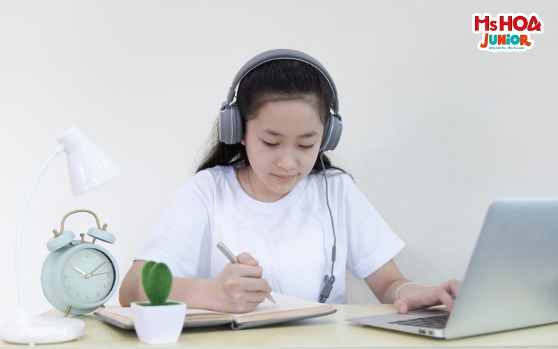 Độ tuổi cấp 2 v&agrave; cấp 3&nbsp;l&agrave; l&uacute;c th&iacute;ch hợp để c&aacute;c con học v&agrave; luyện thi chứng chỉ IELTS