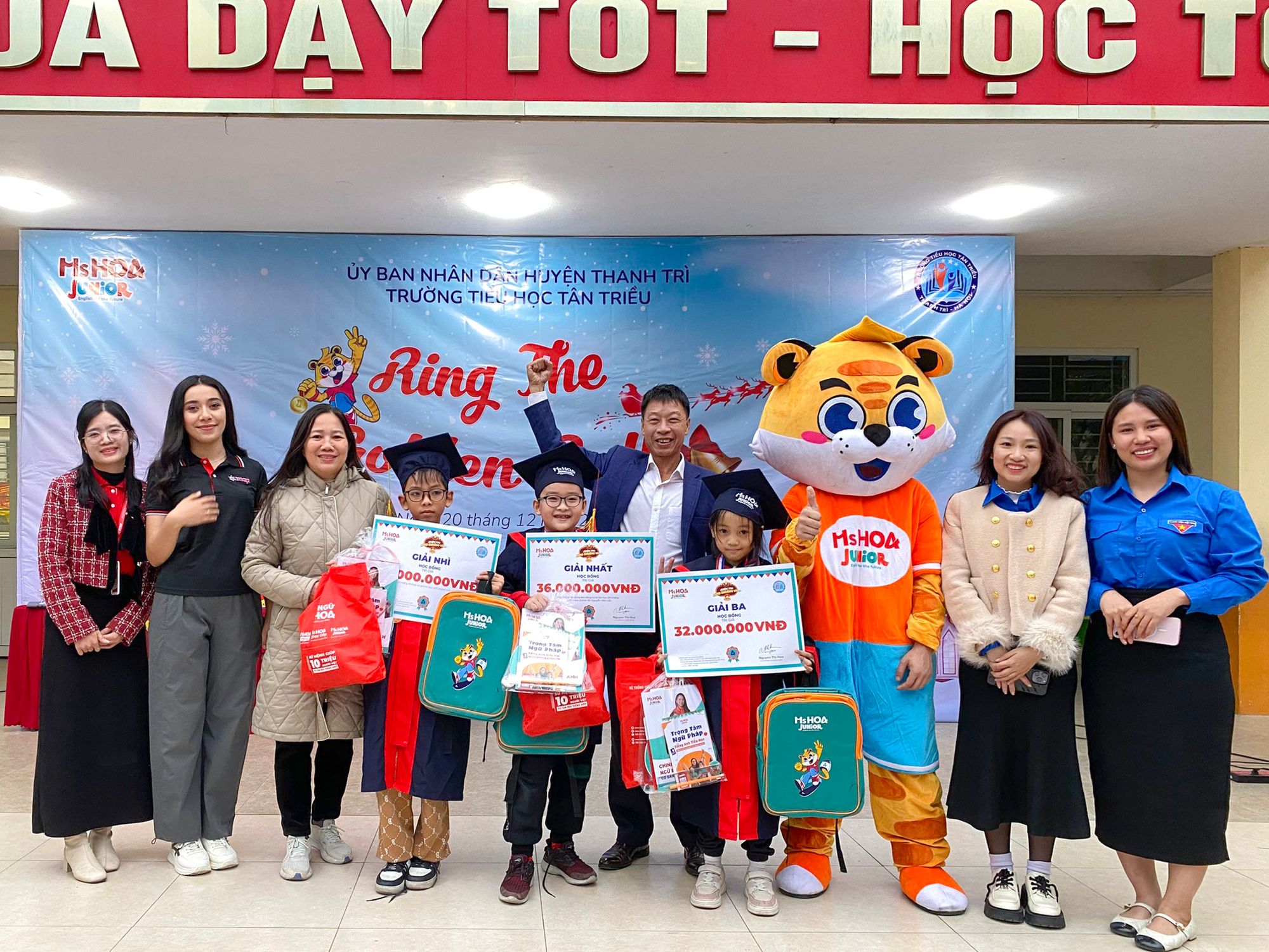 hội thi "Rung Chu&ocirc;ng V&agrave;ng" tại Trường Tiểu học T&acirc;n Triều