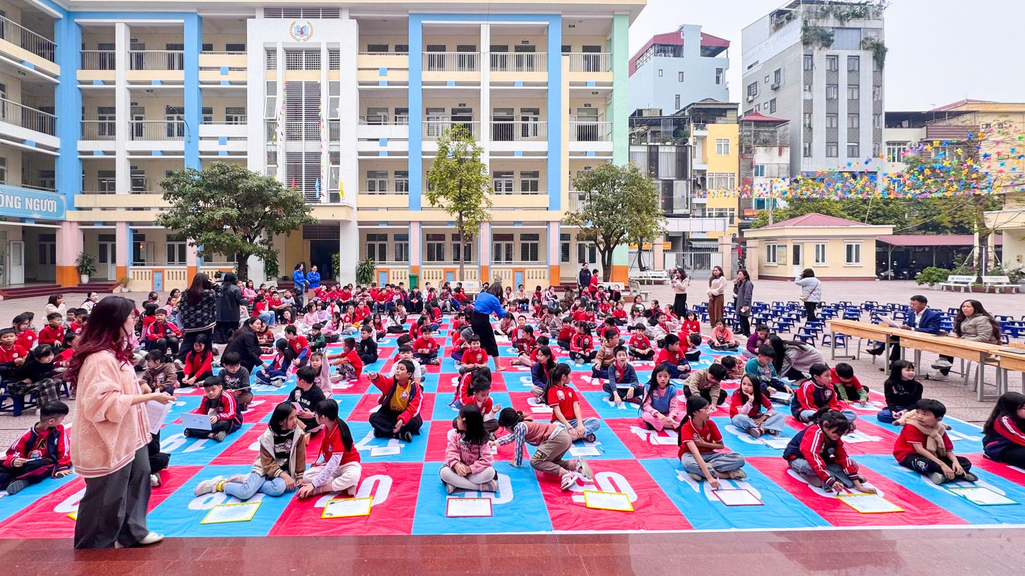 hội thi "Rung Chu&ocirc;ng V&agrave;ng" tại Trường Tiểu học T&acirc;n Triều