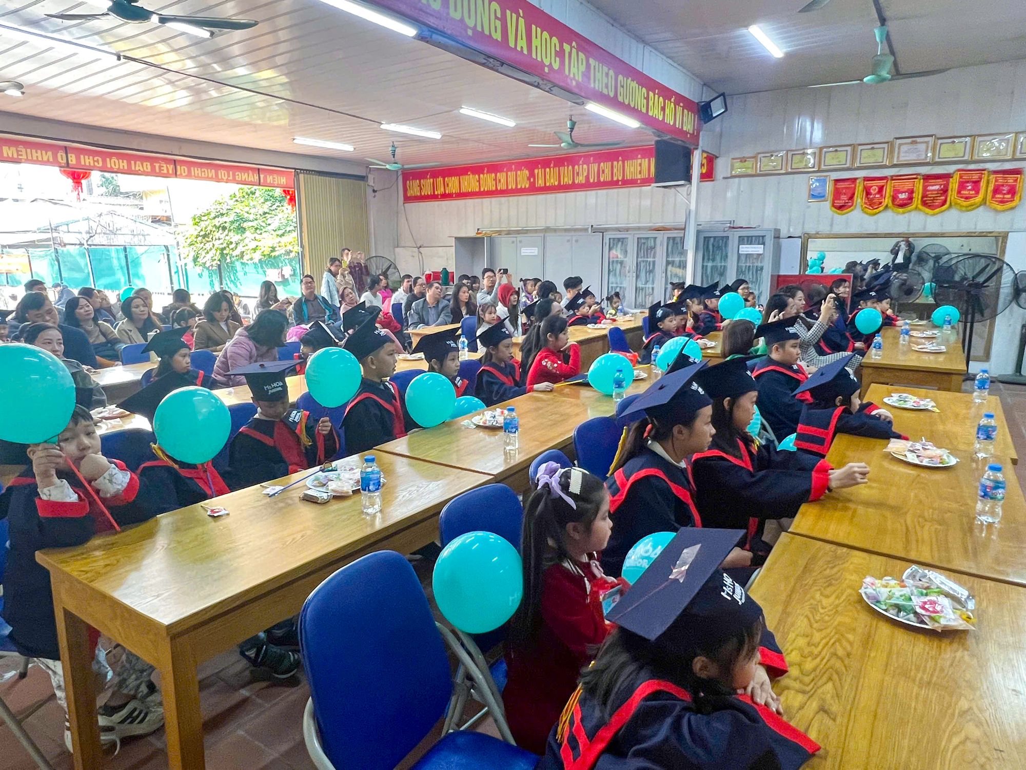 TƯNG BỪNG LỄ VINH DANH HỌC SINH XUẤT SẮC KHU VỰC XU&Acirc;N LA &ndash; NĂM HỌC 2024