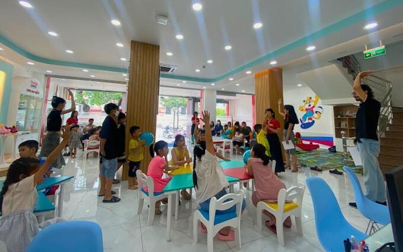 Một buổi học trải nghiệm th&iacute; vị tại Ms Hoa Junior cơ sở quận 12, TP.HCM